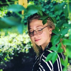 Meet your Posher, Emma